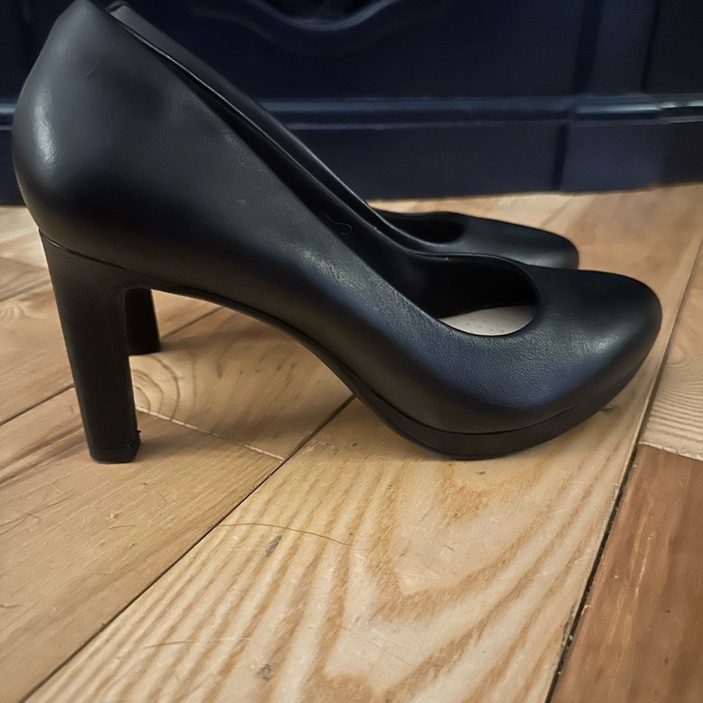 Clarks Ambyr Joy High-Heeled Comfort Pumps size 8 - Picture 5 of 9